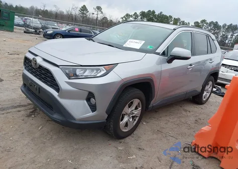 2021 Toyota Rav4 Xle z USA, uszkodzony, nr VIN 2T3P1RFV6MC220622